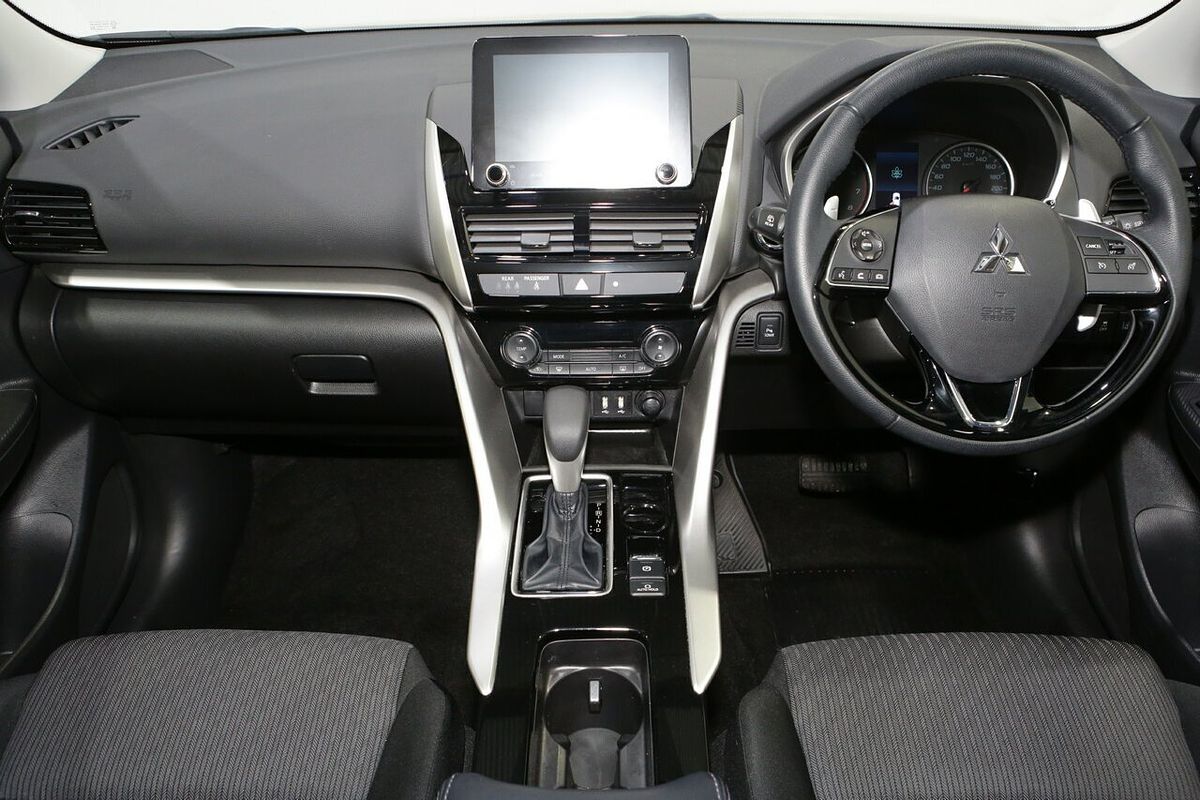 2024 Mitsubishi Eclipse Cross LS YB
