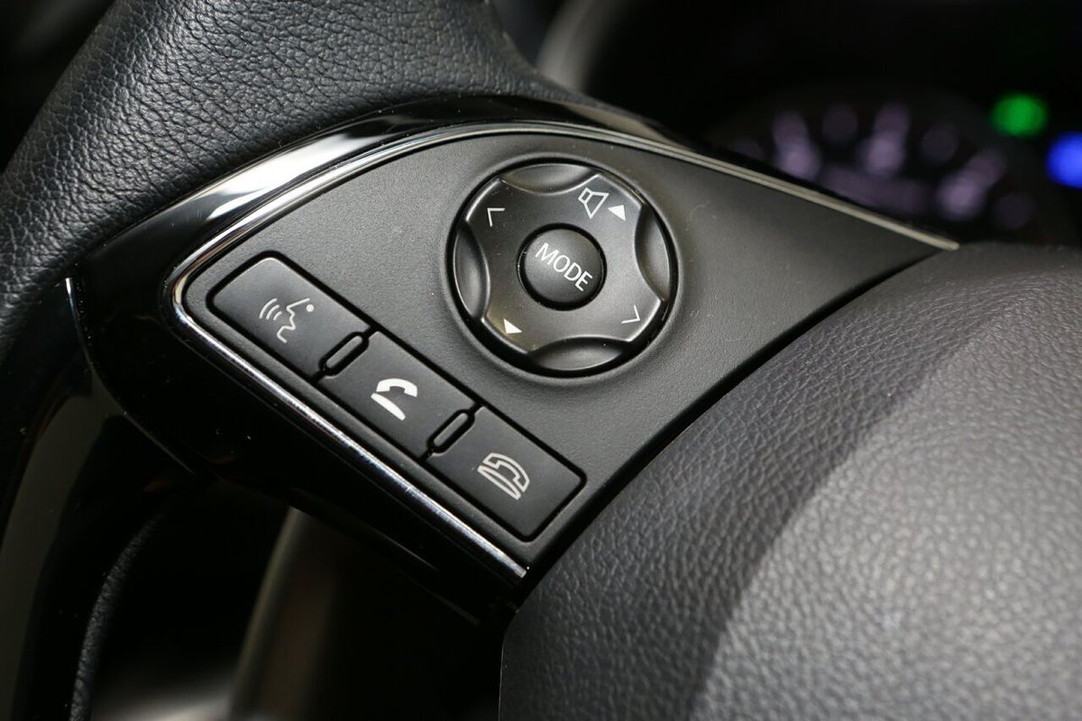 2024 Mitsubishi Eclipse Cross LS YB