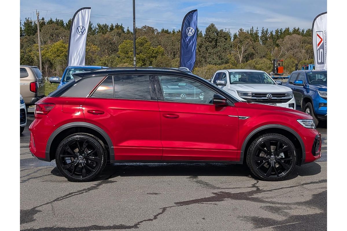 2025 Volkswagen T-Roc 140TSI R-Line D11