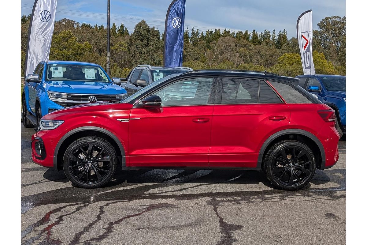 2025 Volkswagen T-Roc 140TSI R-Line D11