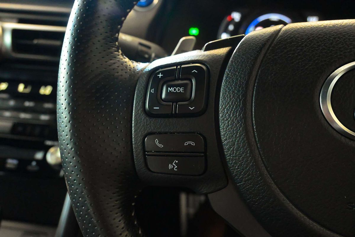 2020 Lexus IS IS300h F Sport AVE30R