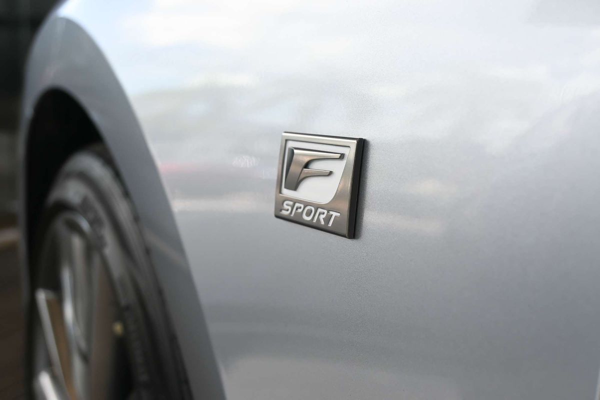 2020 Lexus IS IS300h F Sport AVE30R