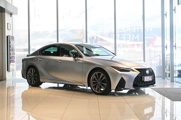 2020 Lexus IS IS300h F Sport AVE30R