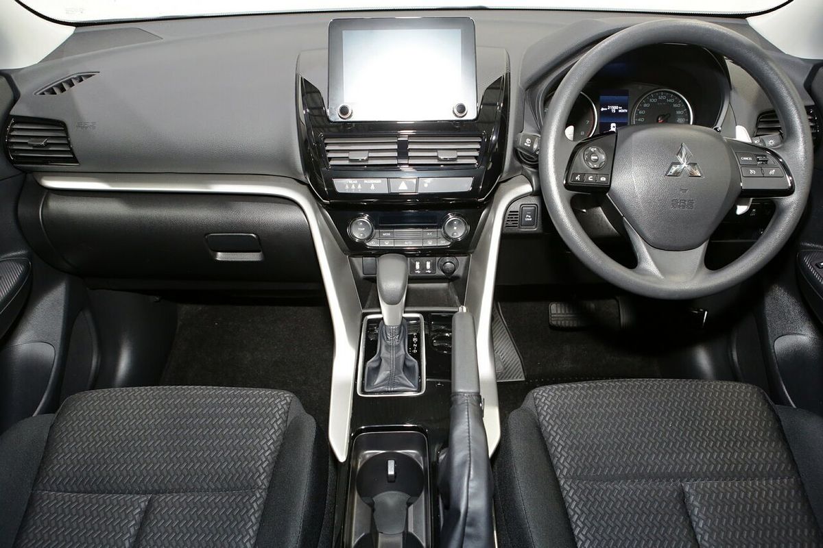 2024 Mitsubishi Eclipse Cross ES YB
