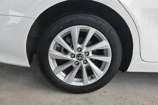2021 Toyota Camry Ascent AXVH70R
