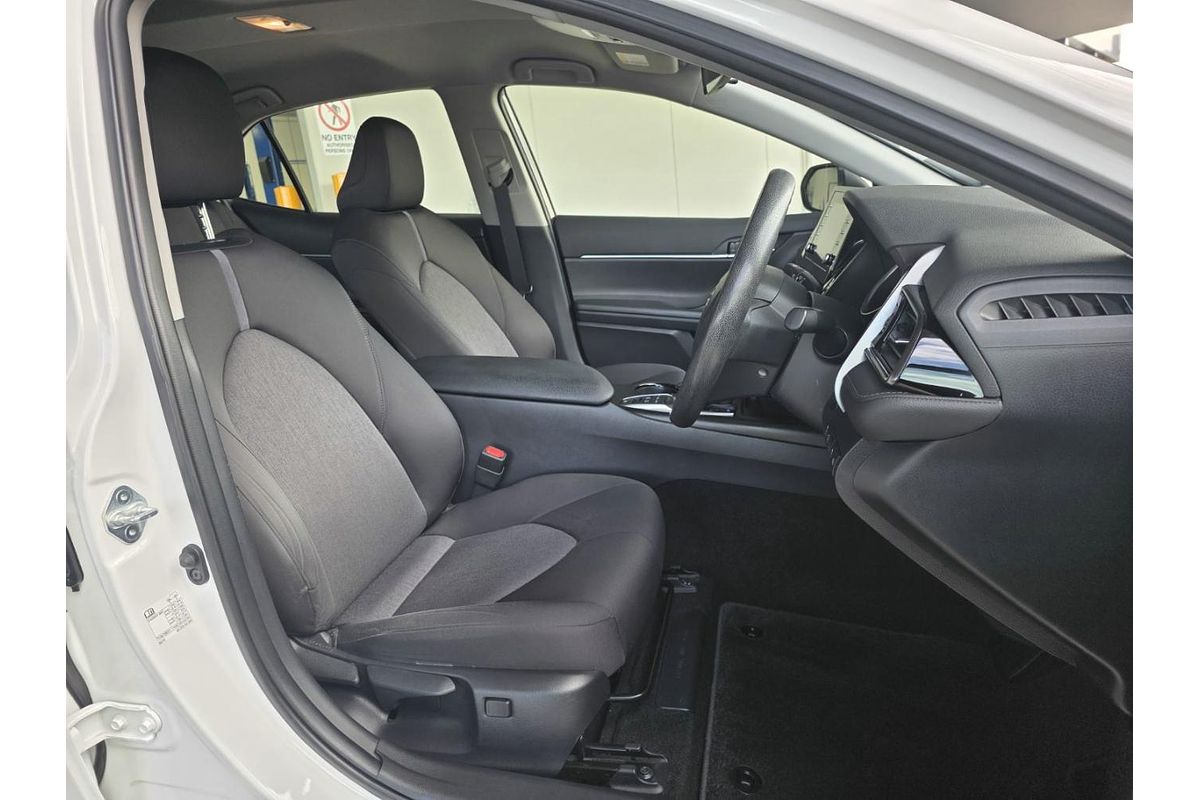 2021 Toyota Camry Ascent AXVH70R