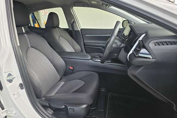 2021 Toyota Camry Ascent AXVH70R