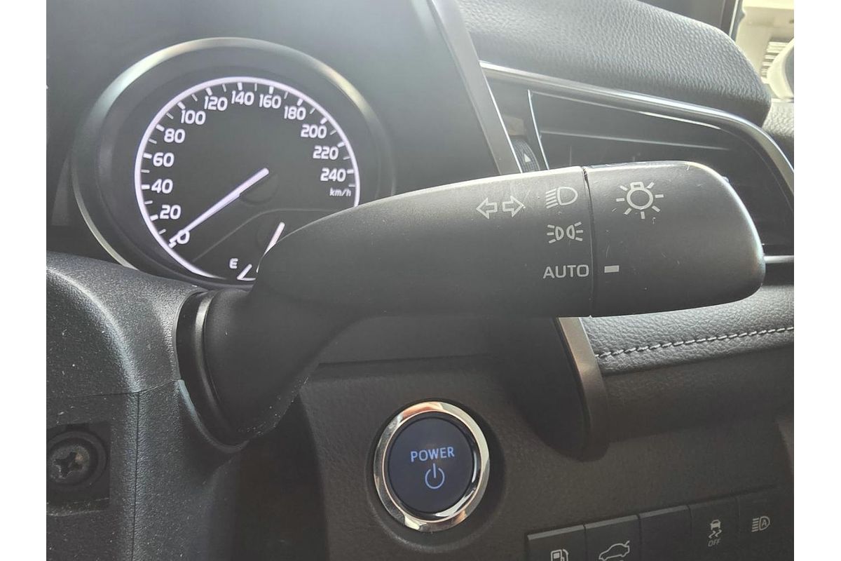 2021 Toyota Camry Ascent AXVH70R