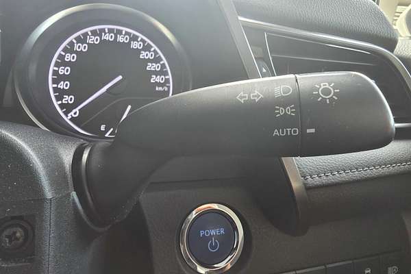 2021 Toyota Camry Ascent AXVH70R