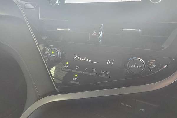 2021 Toyota Camry Ascent AXVH70R