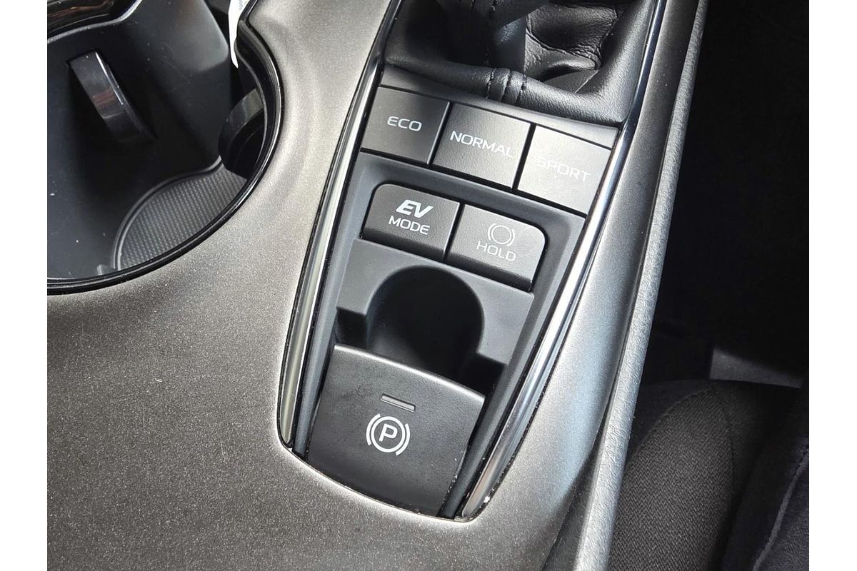 2021 Toyota Camry Ascent AXVH70R