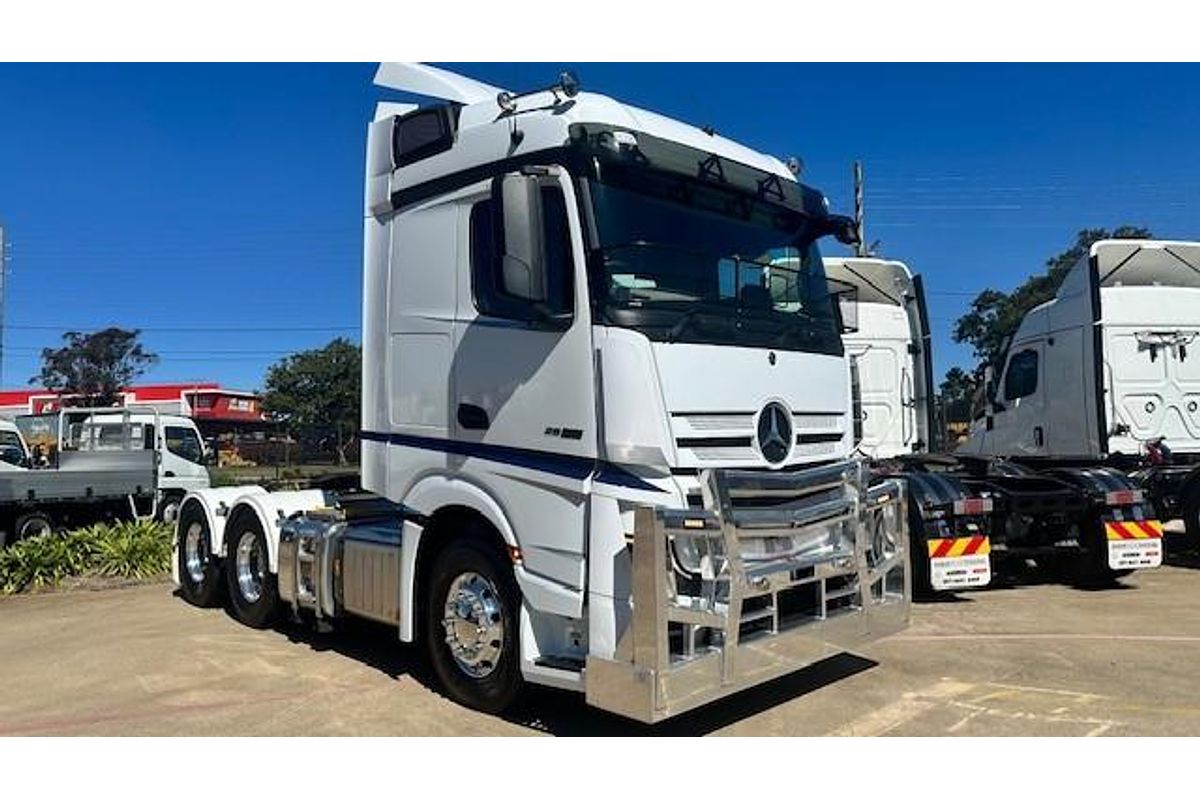 2023 Mercedes-Benz Actros 2658