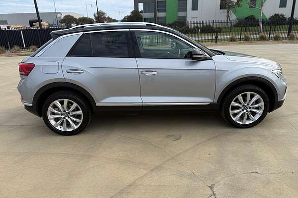 2022 Volkswagen T-Roc 110TSI Style D11