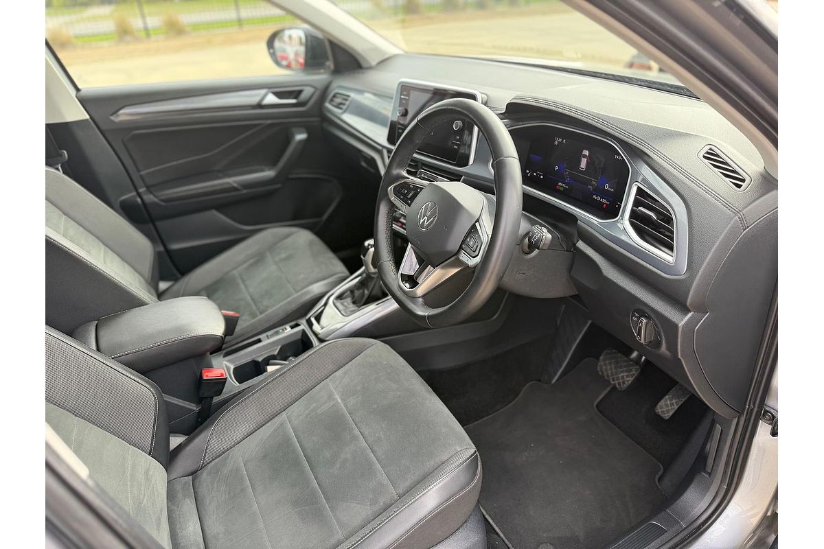 2022 Volkswagen T-Roc 110TSI Style D11