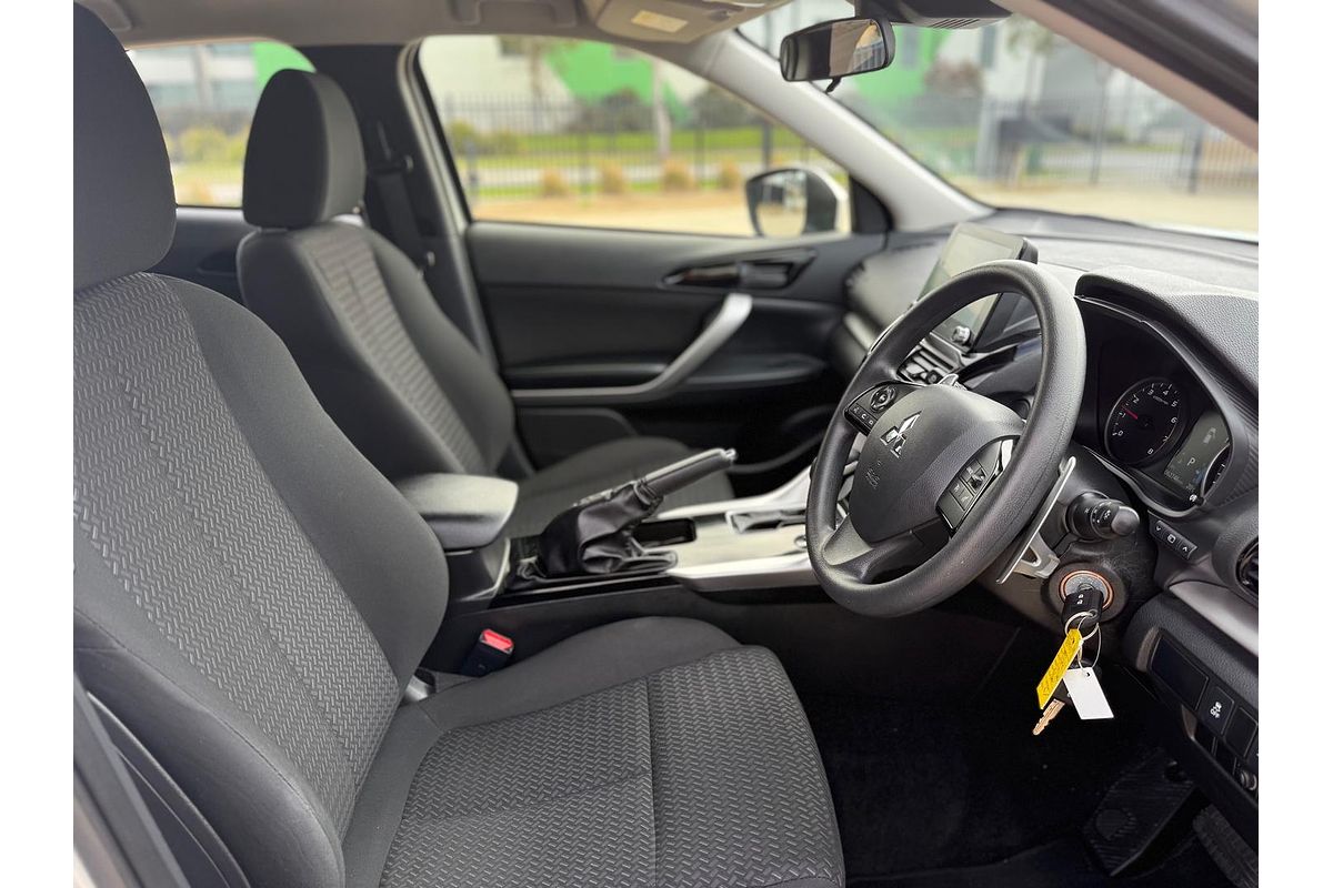 2023 Mitsubishi Eclipse Cross ES YB