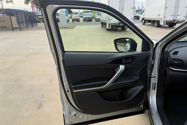 2023 Mitsubishi Eclipse Cross ES YB