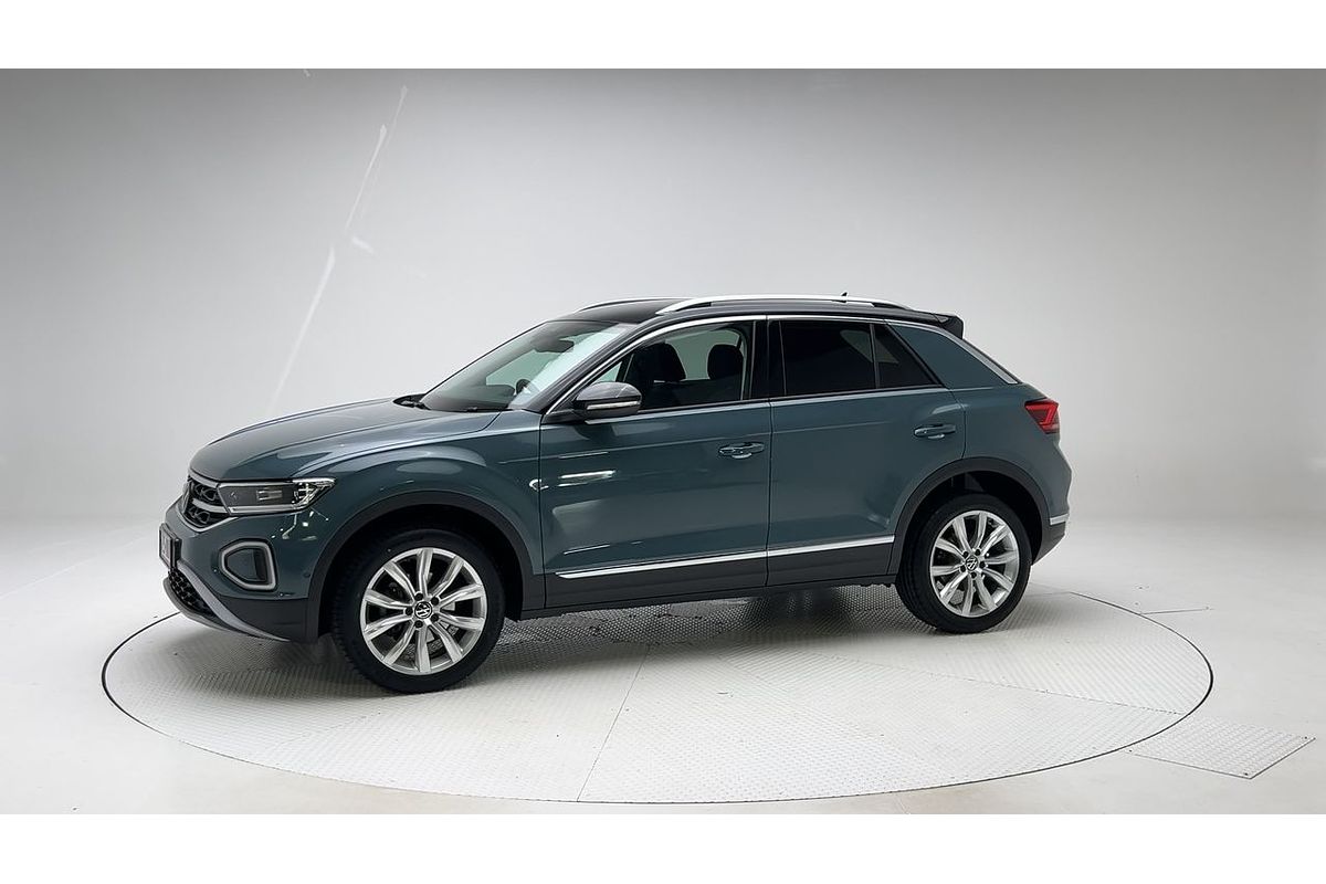 2022 Volkswagen T-Roc 110TSI Style D11