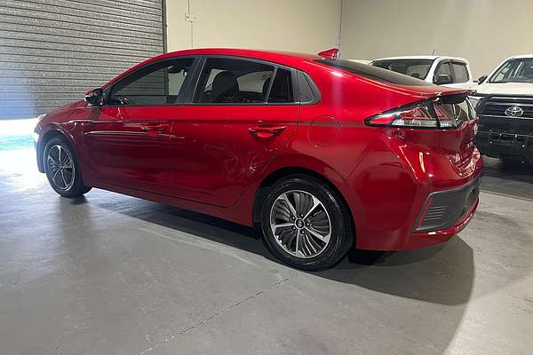 2021 Hyundai IONIQ Plug-in Elite AE.V4
