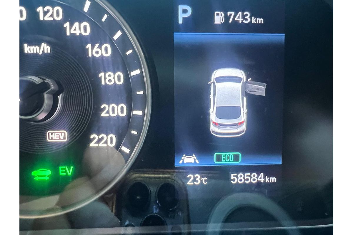 2021 Hyundai IONIQ Plug-in Elite AE.V4