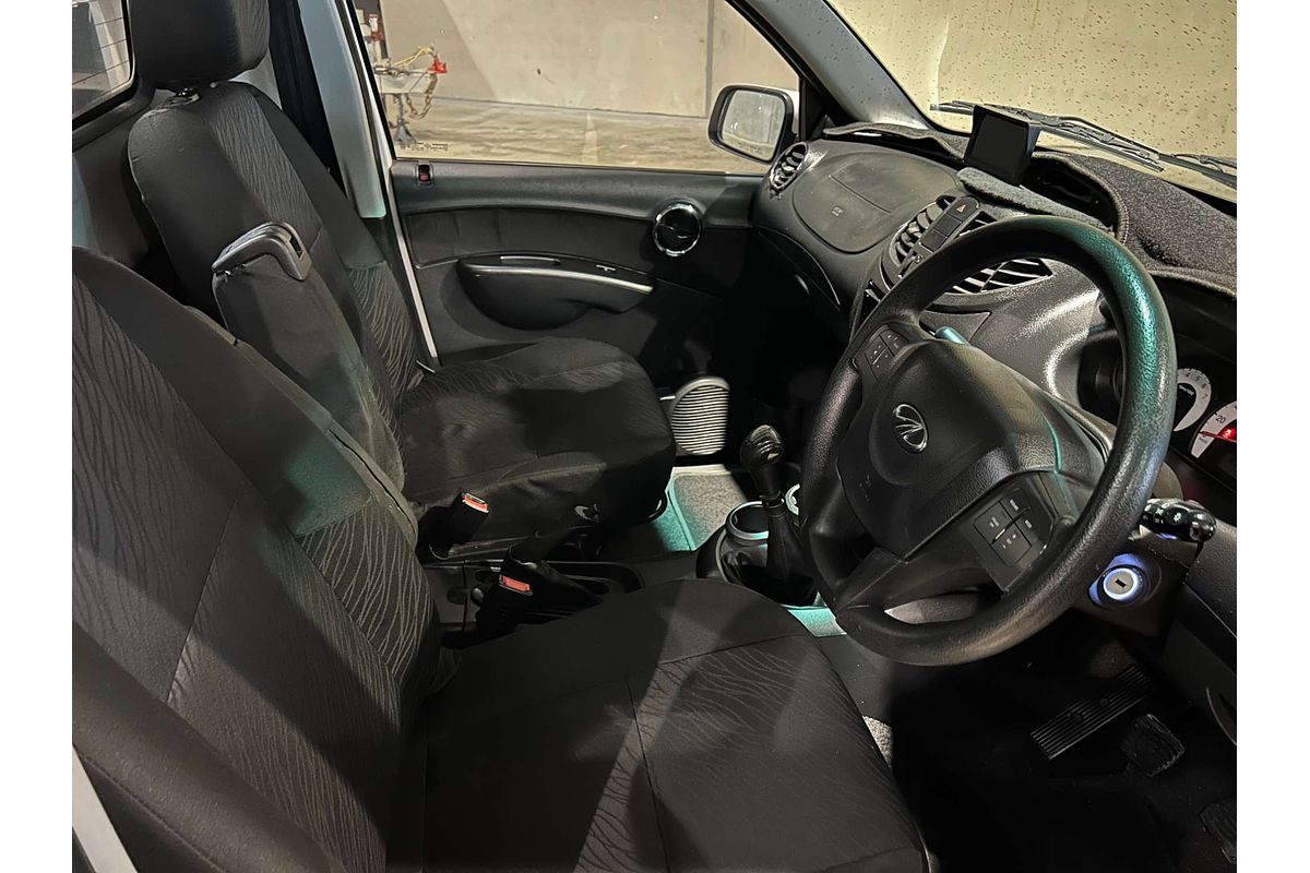 2016 Mahindra Genio   Rear Wheel Drive