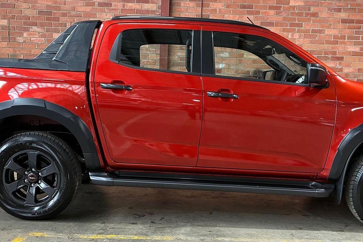 2025 Isuzu D-MAX X-TERRAIN 4X4