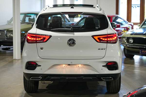 2022 MG ZST Essence