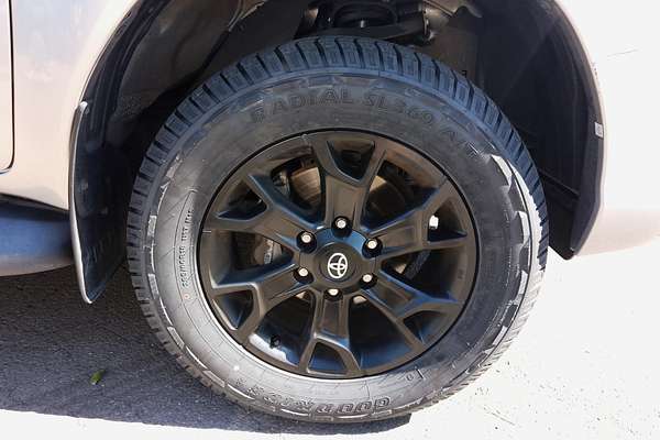 2020 Toyota Hilux SR5 GUN126R 4X4