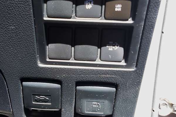 2020 Toyota Hilux SR5 GUN126R 4X4