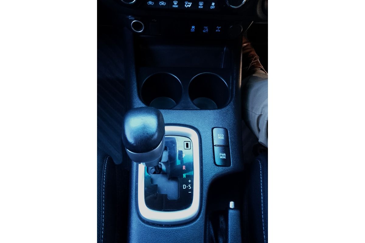 2020 Toyota Hilux SR5 GUN126R 4X4