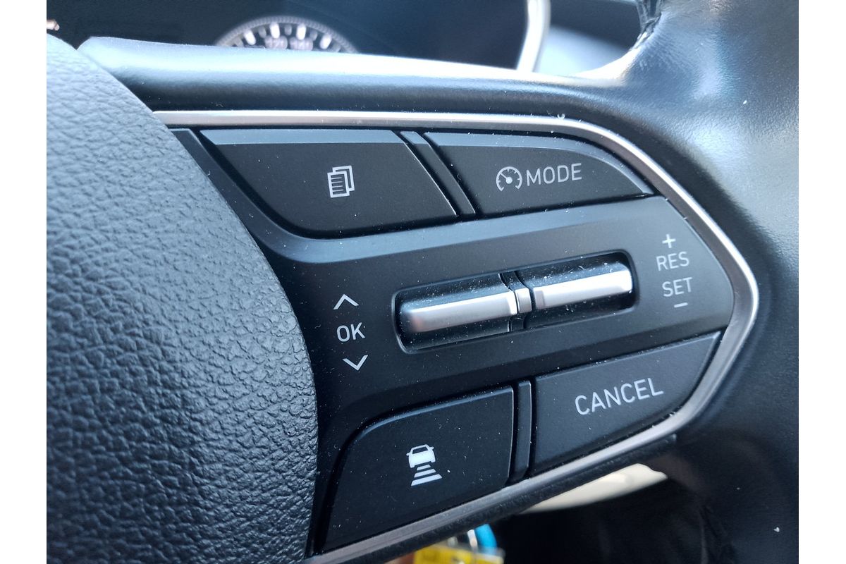 2020 Hyundai Santa Fe Active TM.2