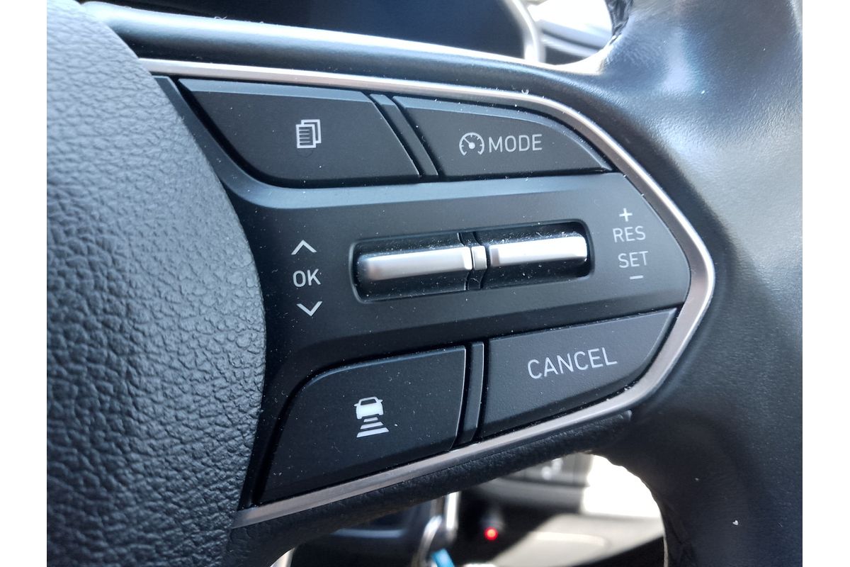 2020 Hyundai Santa Fe Active TM.2