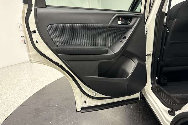 2017 Subaru Forester 2.5i-L S4