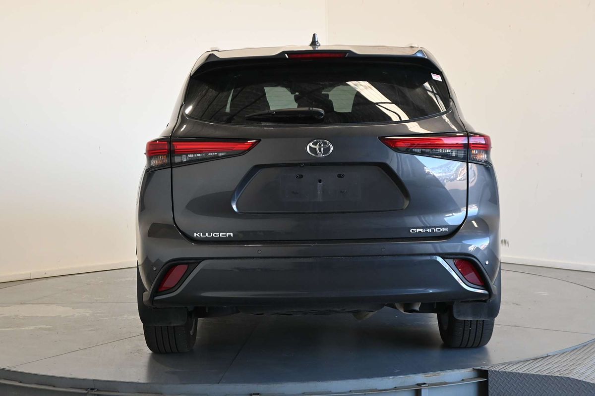 2023 Toyota Kluger Grande