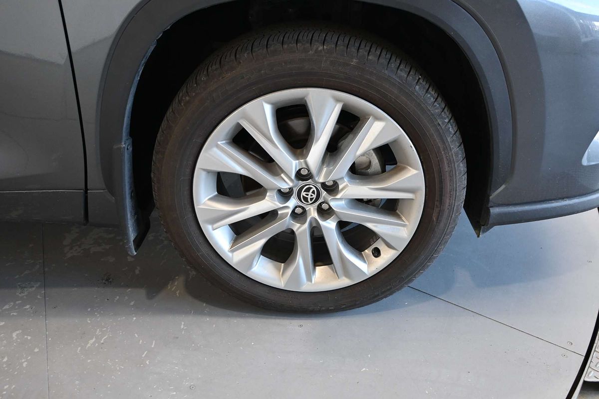 2023 Toyota Kluger Grande