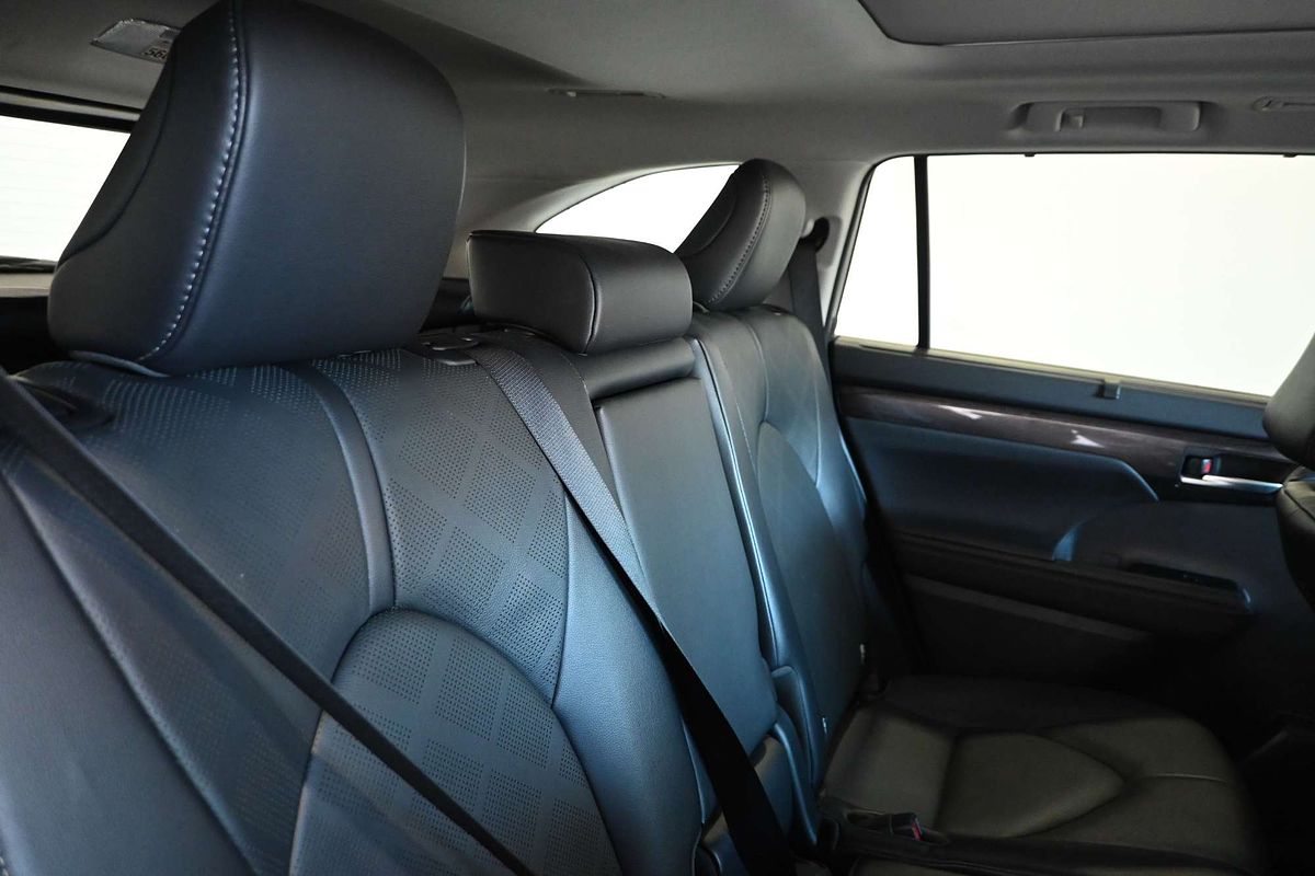 2023 Toyota Kluger Grande