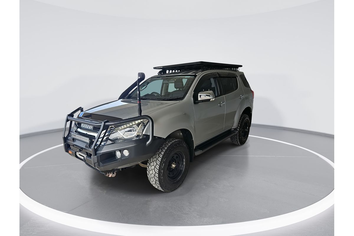2018 Isuzu MU-X LS-T