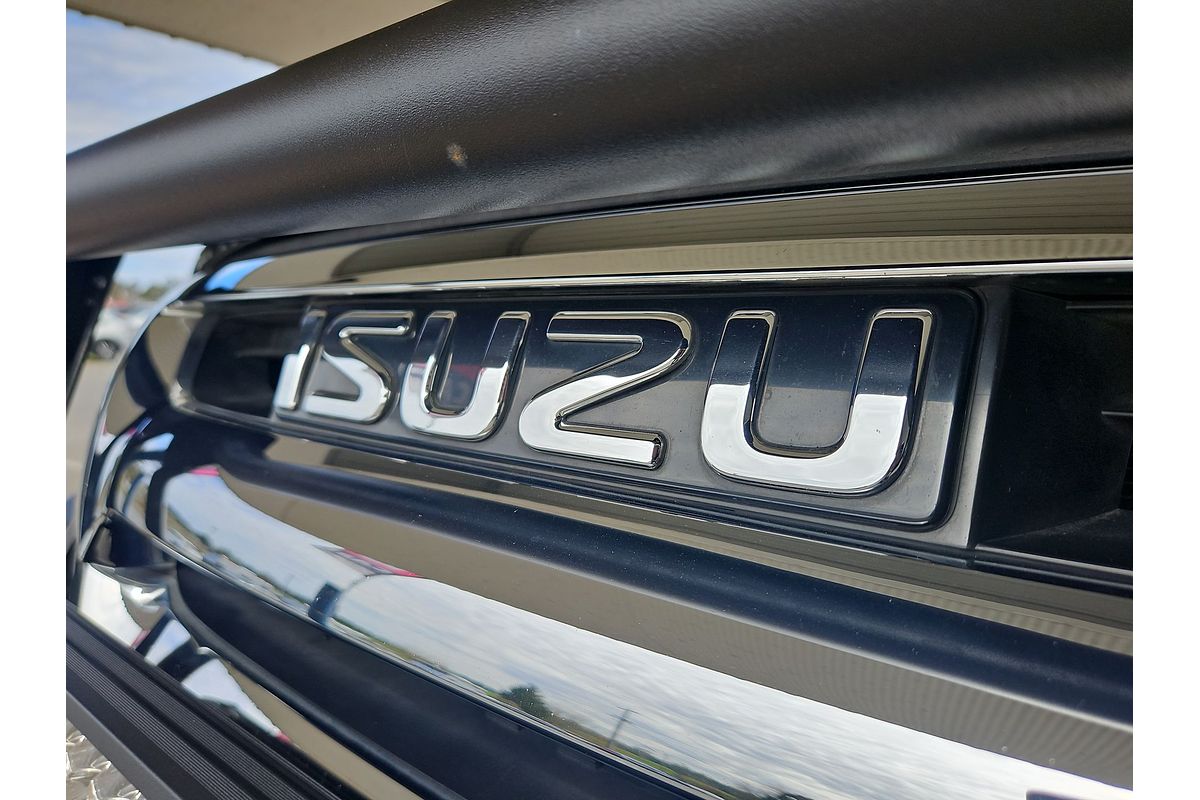 2018 Isuzu MU-X LS-T
