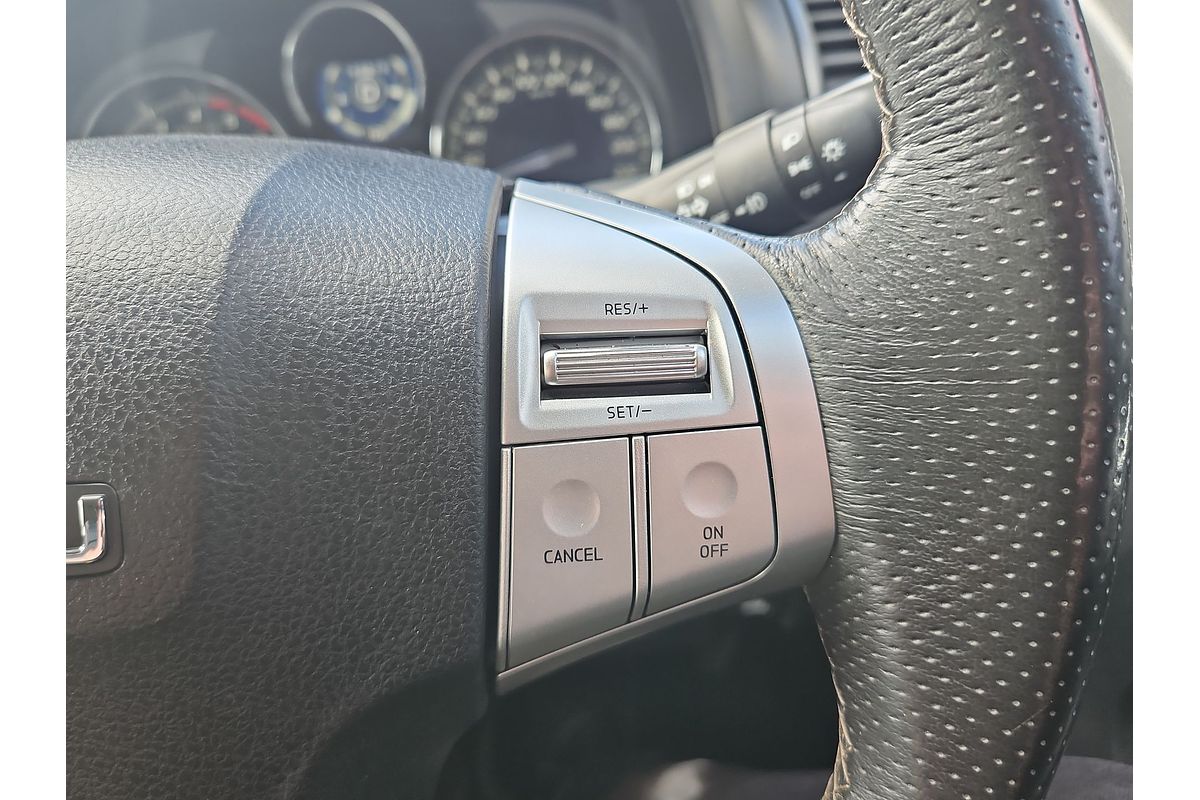 2018 Isuzu MU-X LS-T