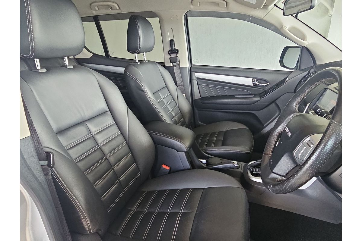 2018 Isuzu MU-X LS-T
