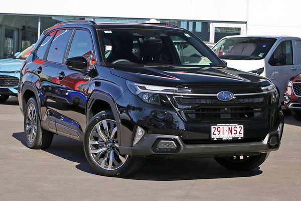 2025 Subaru Forester Hybrid Touring S6