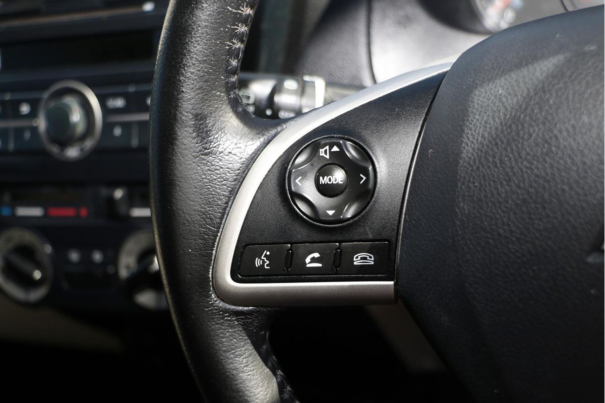 2014 Mitsubishi Mirage ES LA