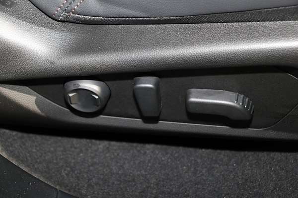 2025 Subaru Forester Hybrid Touring S6