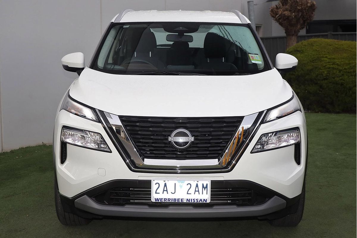 2025 Nissan X-TRAIL ST T33