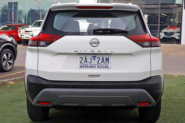 2025 Nissan X-TRAIL ST T33