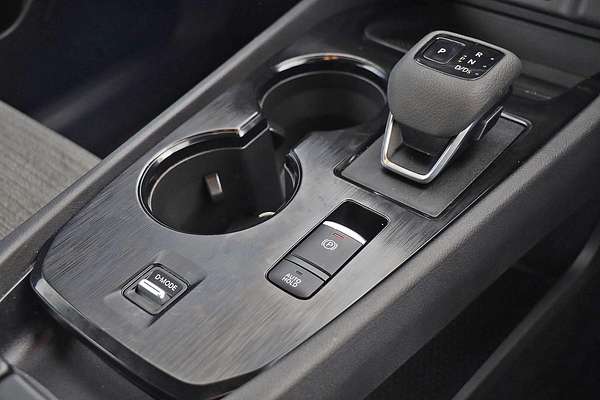 2025 Nissan X-TRAIL ST T33