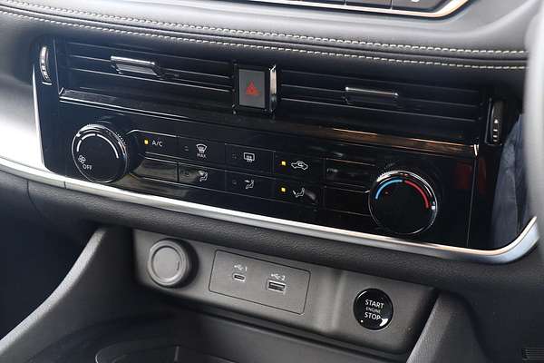 2025 Nissan X-TRAIL ST T33