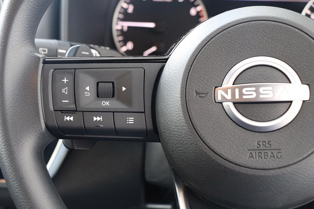 2025 Nissan X-TRAIL ST T33