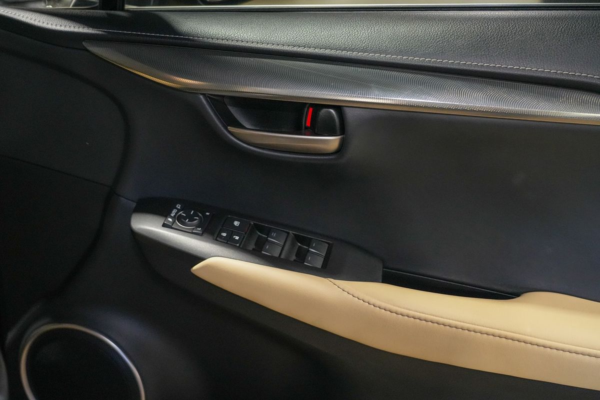 2016 Lexus NX NX200t Luxury AGZ15R