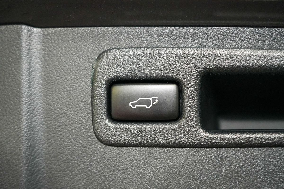 2016 Lexus NX NX200t Luxury AGZ15R