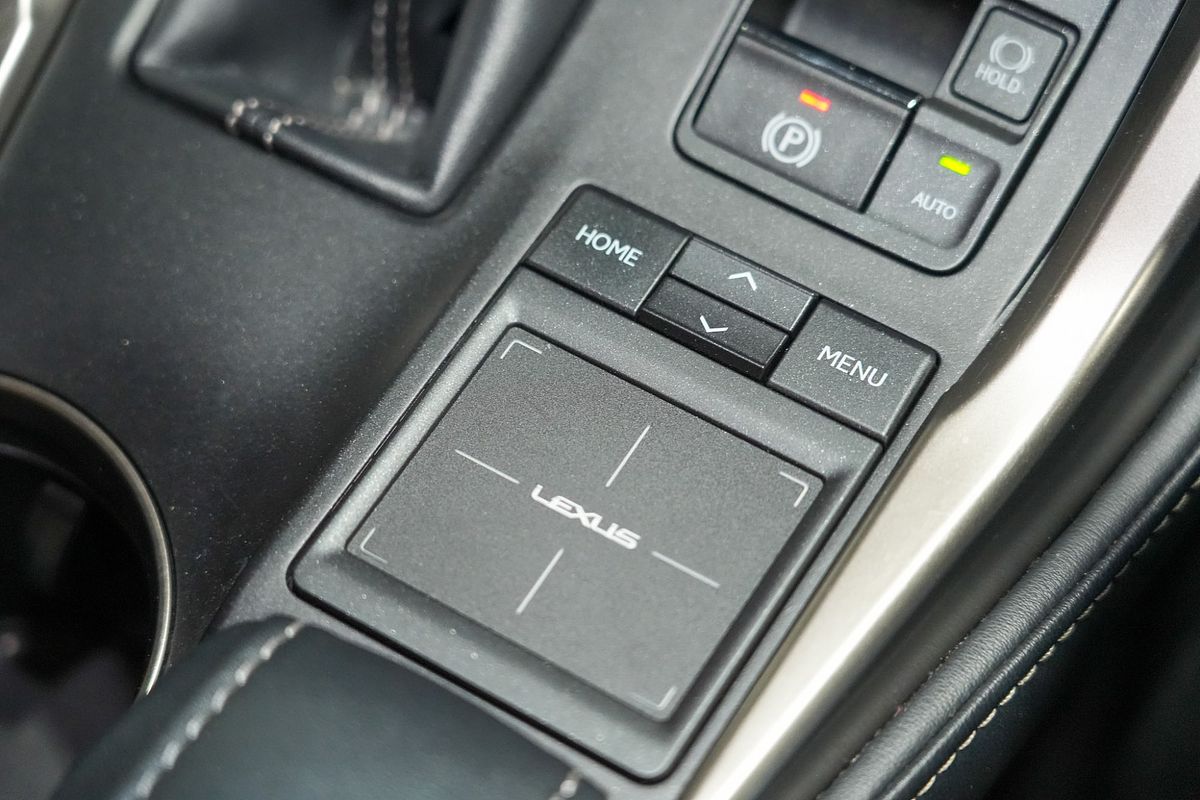 2016 Lexus NX NX200t Luxury AGZ15R